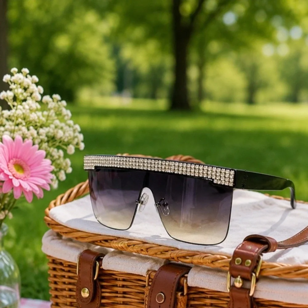 Womens‎ Oversized Rhinestone Square Shield Sunglasses Black Gradient Flat Top